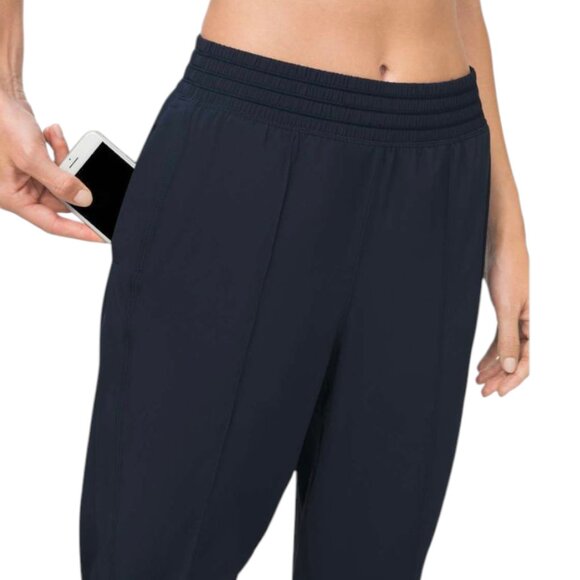 Lululemon Wanderer Cropped Jogger Pant - Picture 3 of 9